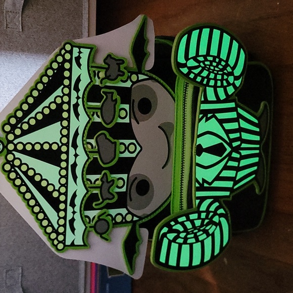 Beetlejuice Carousel Mini Backpack/Card Holder Bundle - Picture 9 of 14